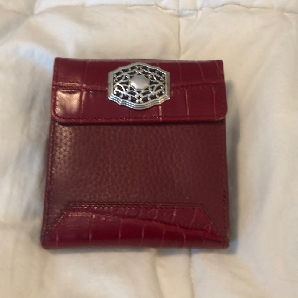 Brighton wallet